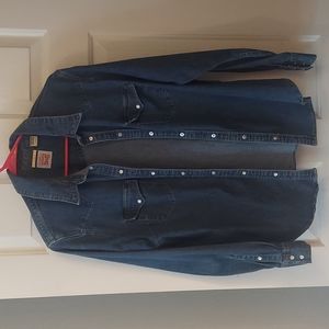 LEVIS denim button up shirt. Light jacket